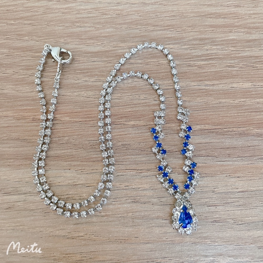 Necklace - Picture 5 of 6